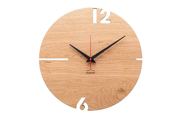 Design klok 'Puhr (oak round)'